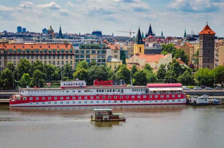 Boat Hotels in Prague